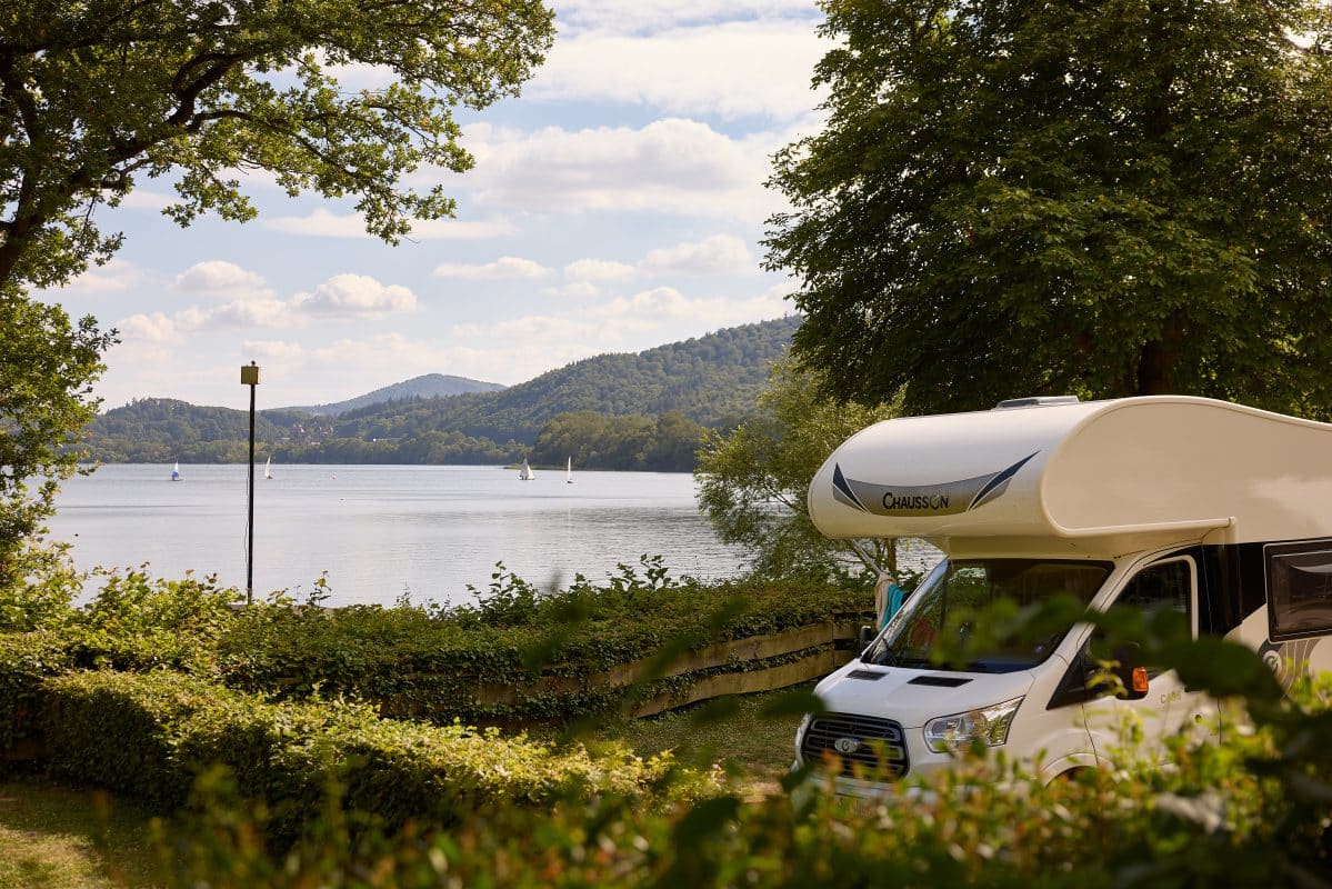 3. Rcn Laacher See Camping Aan Recreatiemeer Eifel Camperplaats