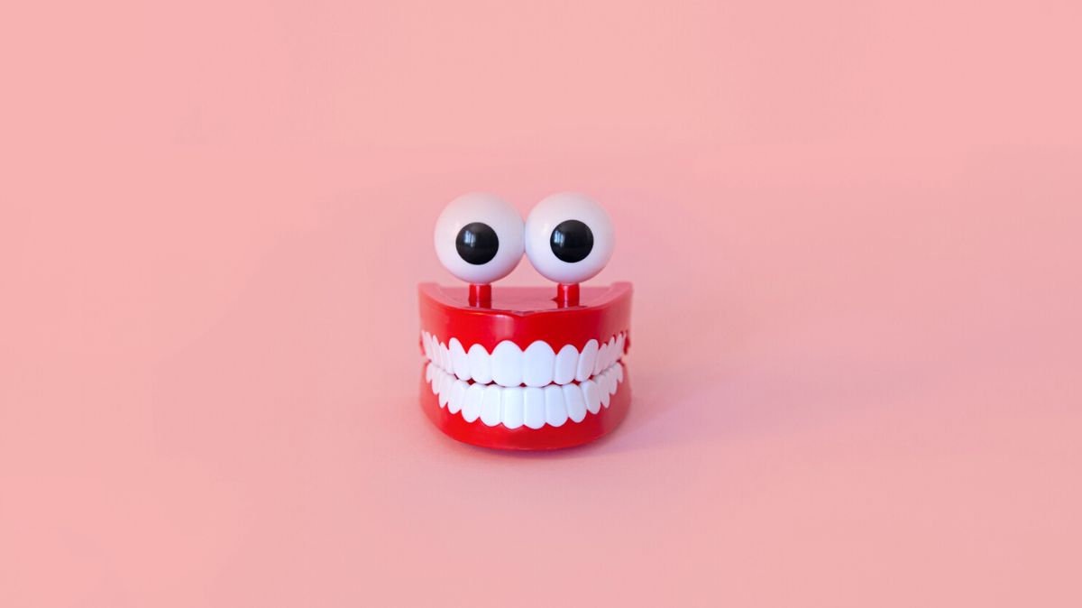 Plastic Gebit Met Ogen witte tanden