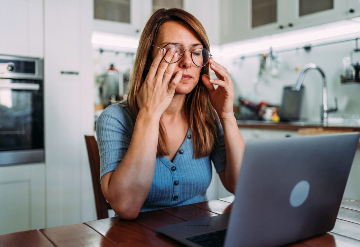 Emoties Op Het Werk huilen 