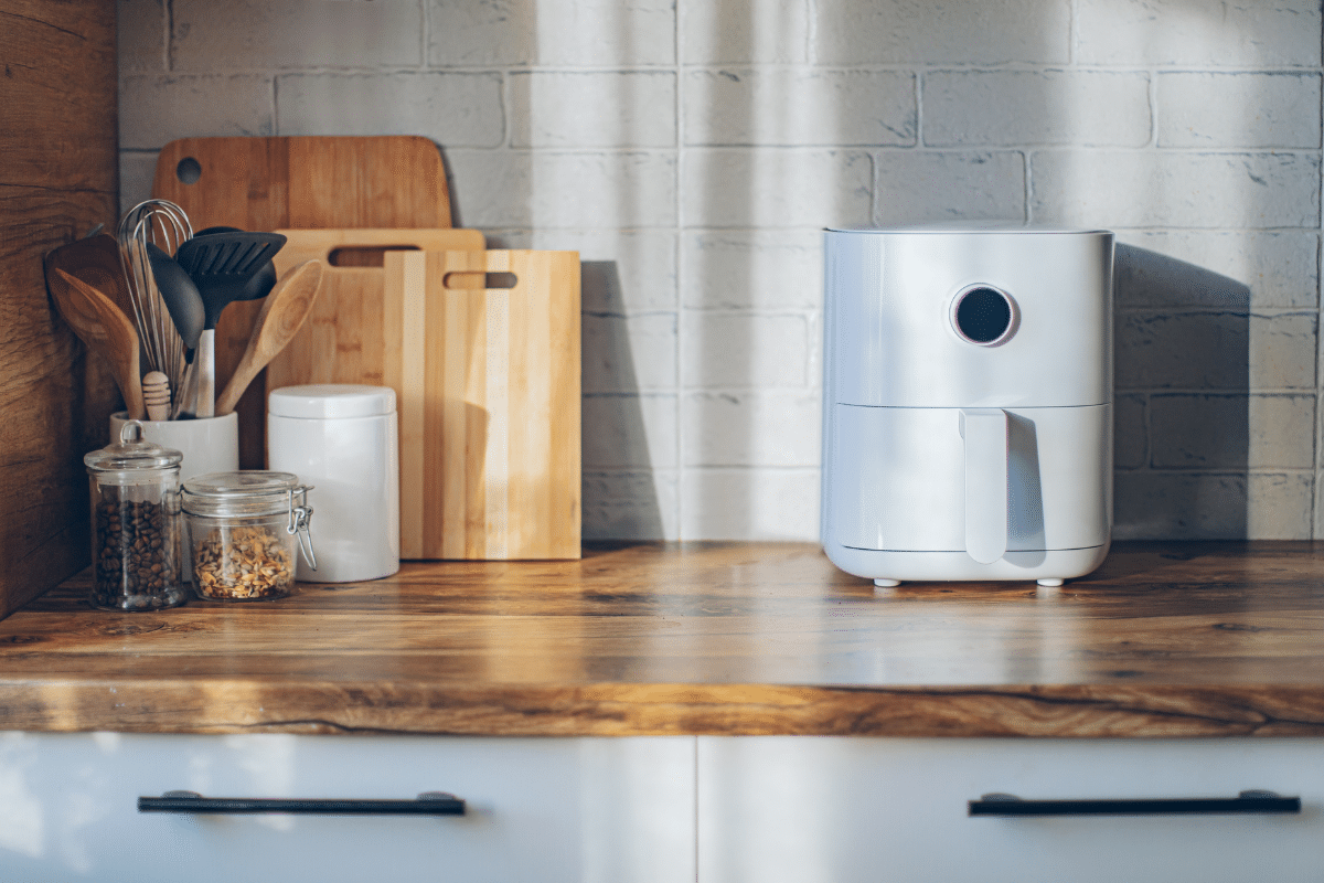 Airfryer op aanrecht